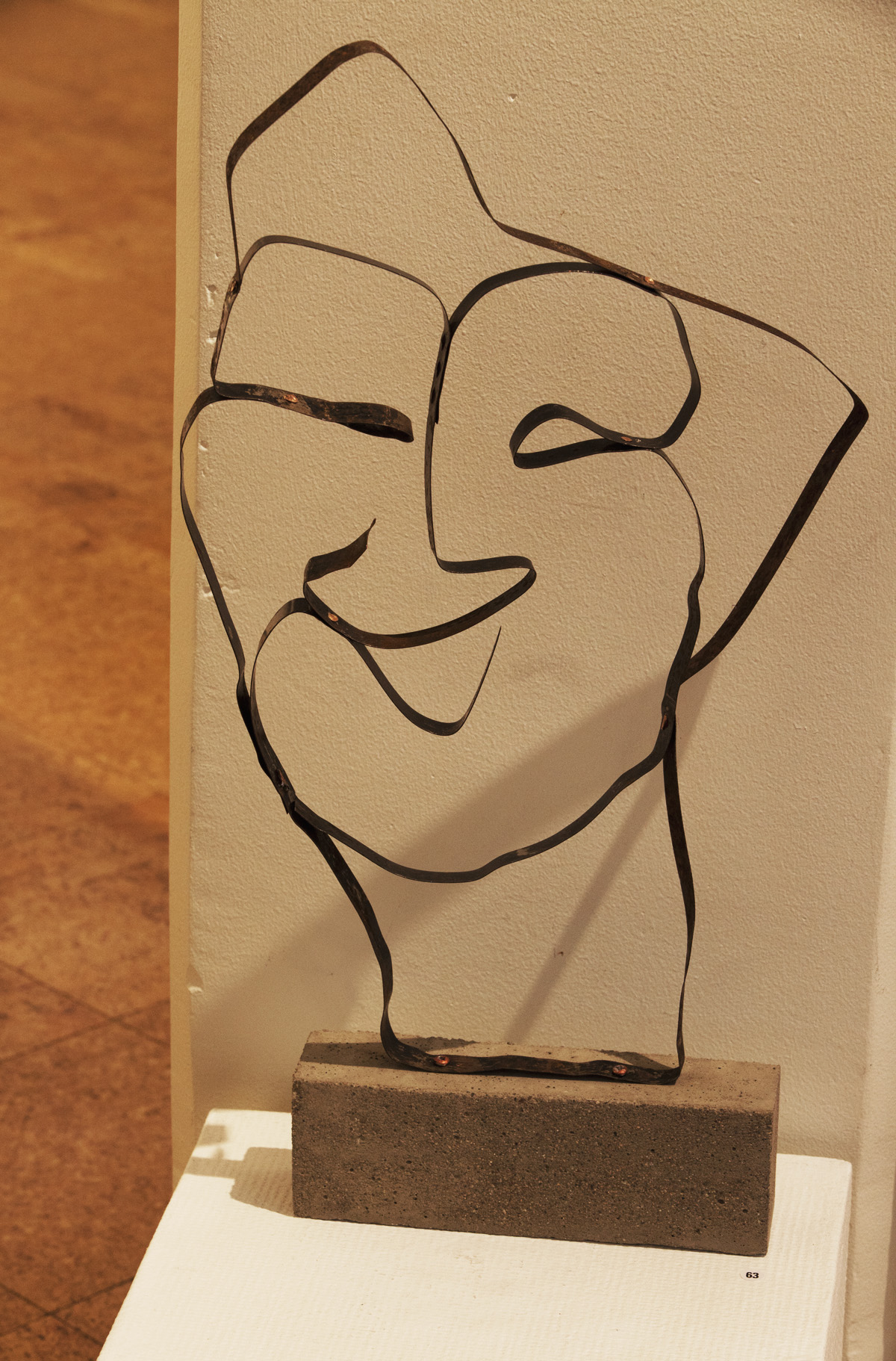 IMG_2432banskulpturgladys1200